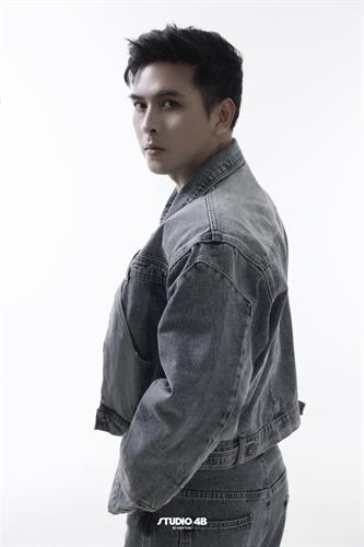 Vợ Chồng Ca Sĩ Hồ Quang Hiếu6